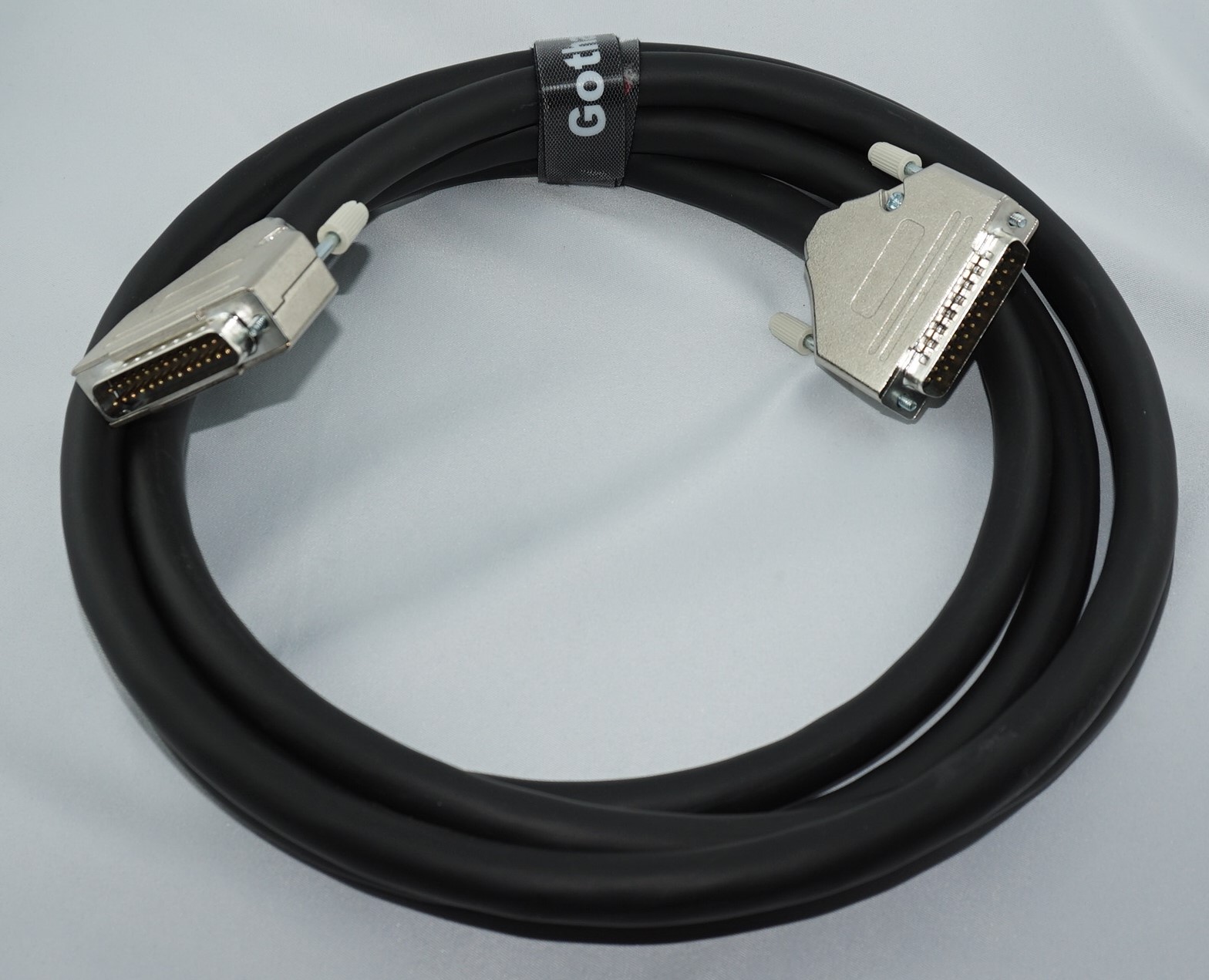 Gotham DGS-8 Pair, Dsub-Dsub, 9,0m Gotham DGS-8 Pair, Dsub-Dsub, 9,0m